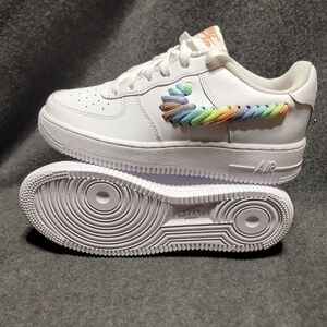 Nike Air Force 1 Low GS 'Rainbow Lace Swoosh' 6Y / 7.5W